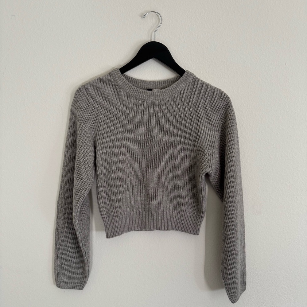 H&M Light Gray Knit Sweater